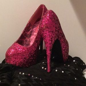 Bordello pink fuchsia sequins shoes size 7